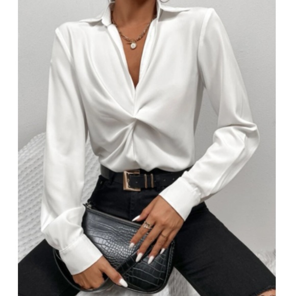 Tops - Luxe twist front blouse